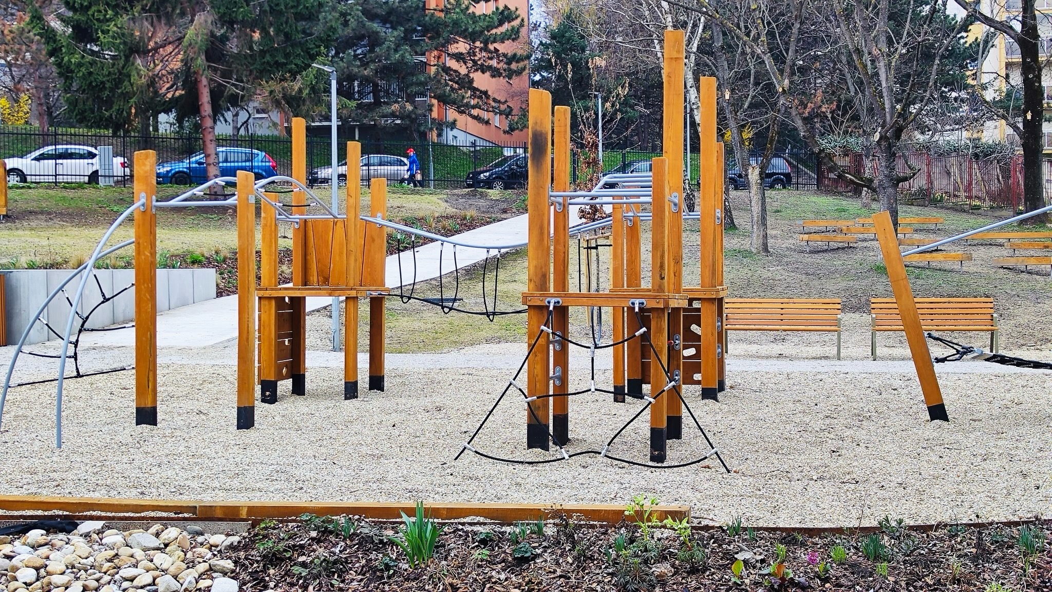 Zrevitalizovaný park na Strelkovej v Rači