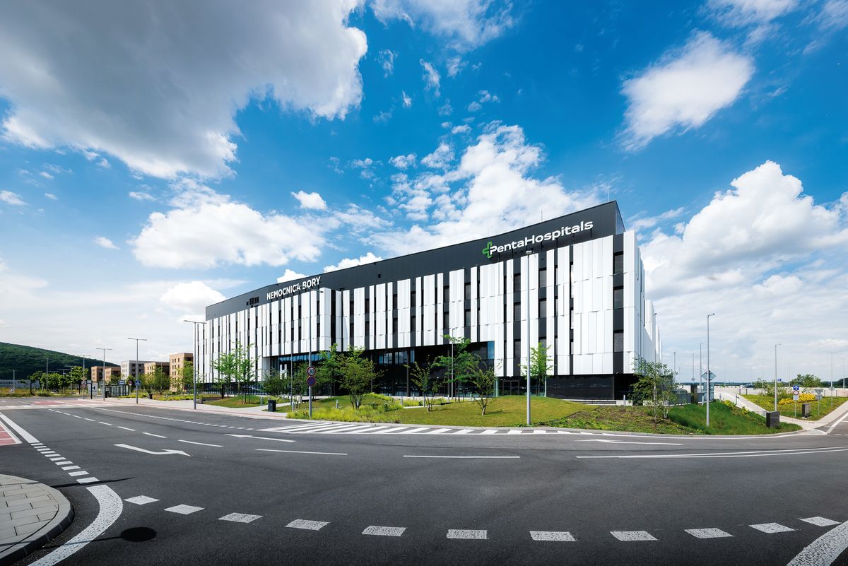 Nemocnica Bory patrí k najmodernejším na Slovensku. Architekti: Dutch Health Architects a AT26 architects. 