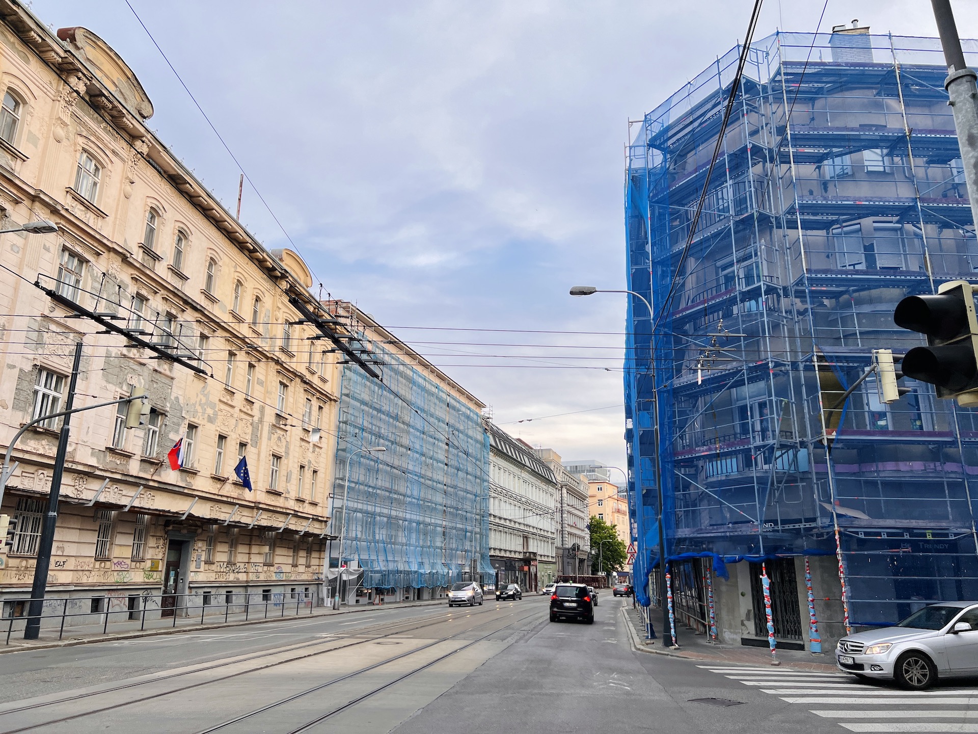 Na Špitálskej ulici prebiehajú veľké rekonštrukcie