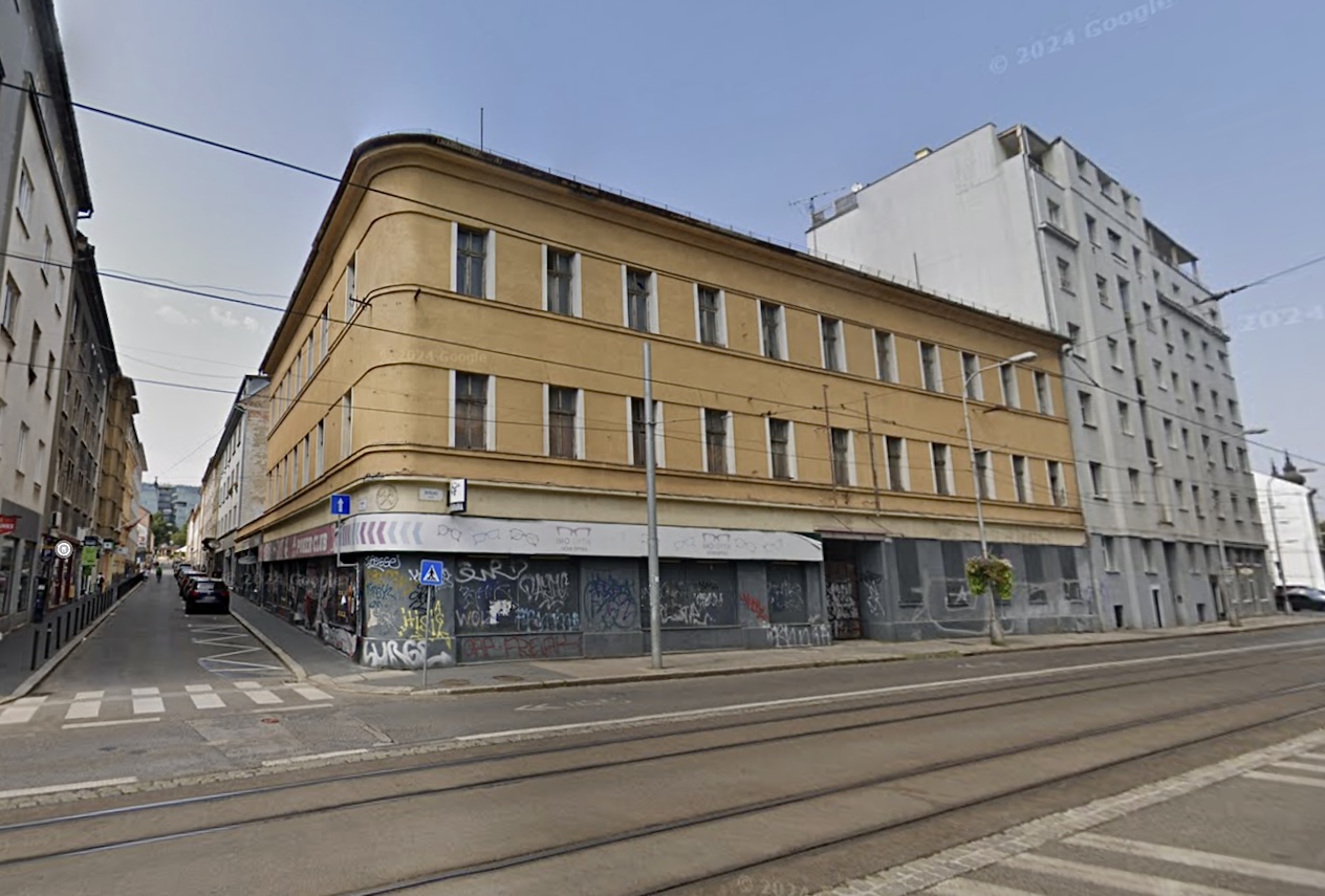 Budova na nároží ulíc Špitálska – Mariánska v Bratislave sa dočká čiastočnej asanácie vrátane ďalších objektov vo dvore
