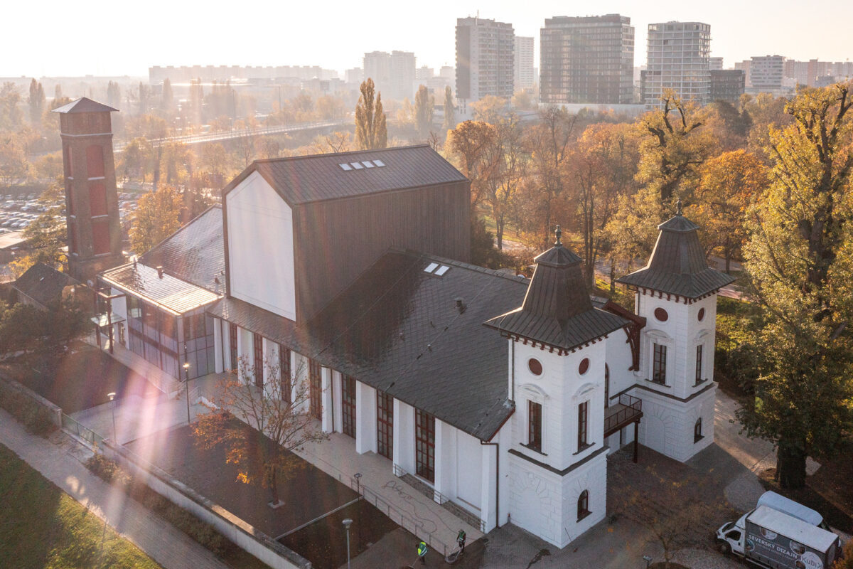 Zrekonštruované Divadlo Aréna