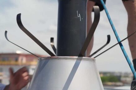 Výmena starých kotlov a vyvložkovanie komína v bytovom dome za dva dni
