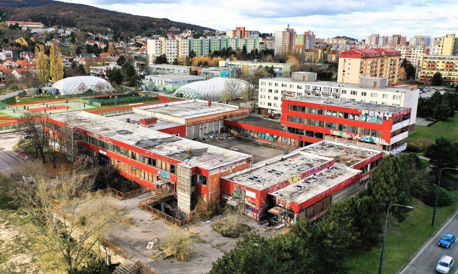 Stará pošta na Saratovskej ulici v mestskej časti Dúbravka