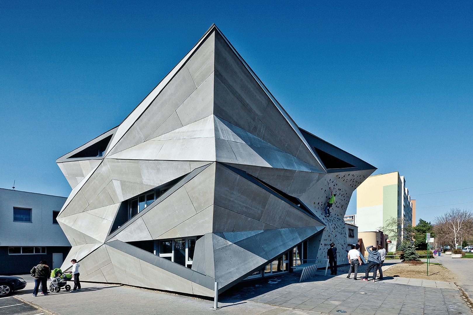 Výmenník Važecká, Košice, projekt pre EHMK 2013 Košice, nominácia na Cenu Dušana Jurkoviča, nominácia Building of the Year by Archdaily.com