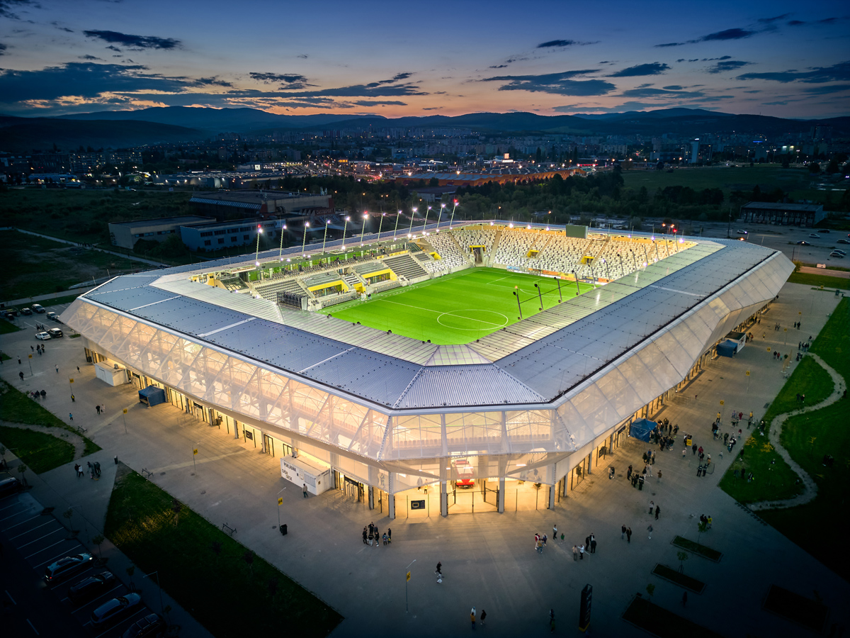 Hlavná cena v kategórii Inžinierske stavby a Cena verejnosti: Košická futbalová aréna, Košice
