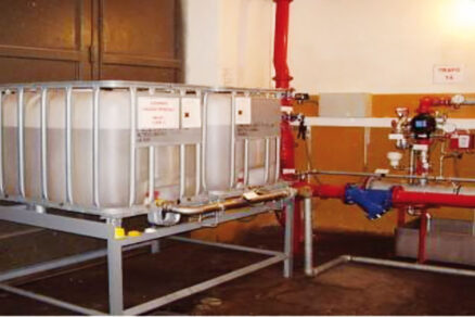 Samočinné stabilné hasiace zariadenia z hľadiska iných médií ako voda