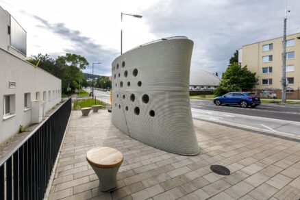 Bratislava má prvú zastávku cez 3D tlaè, je na Harmincovej v Dúbravke