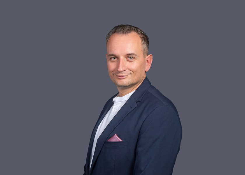 Ing. MICHAL HESEK, CEO výkonný riaditeľ