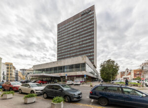 Napätie okolo hotela Kyjev rastie: Developer je frustrovaný, mesto kritické a ministerstvo kultúry sľubuje verdikt len vágne