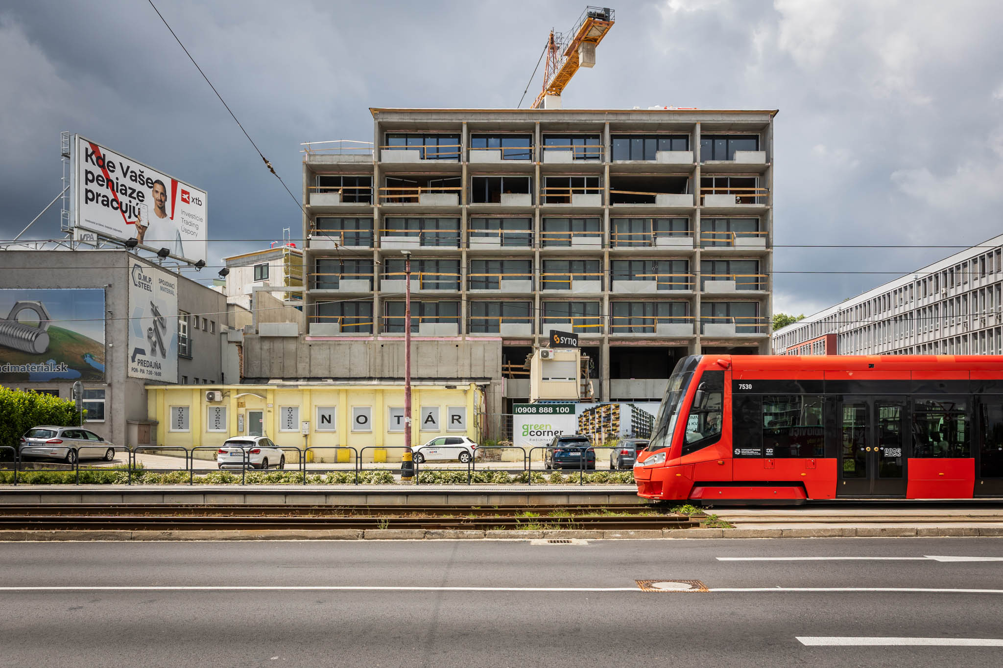 Stav projektu Green Corner na Križovatke Jozefa Čabelku k 28. máju 2025 – pohľad z Račianskej ulice