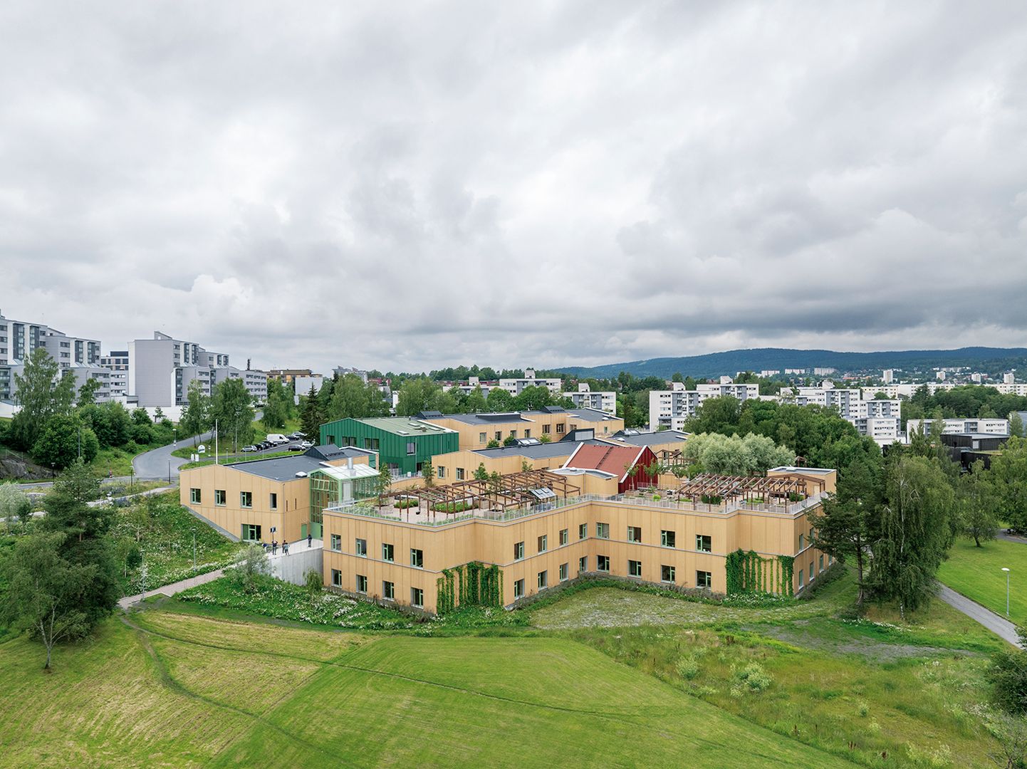 Dedinka pre ľudí s Alzheimerovou chorobou a demenciou Furuset Hageby. Architekti:
NORD Architects, 3RW arkitekter