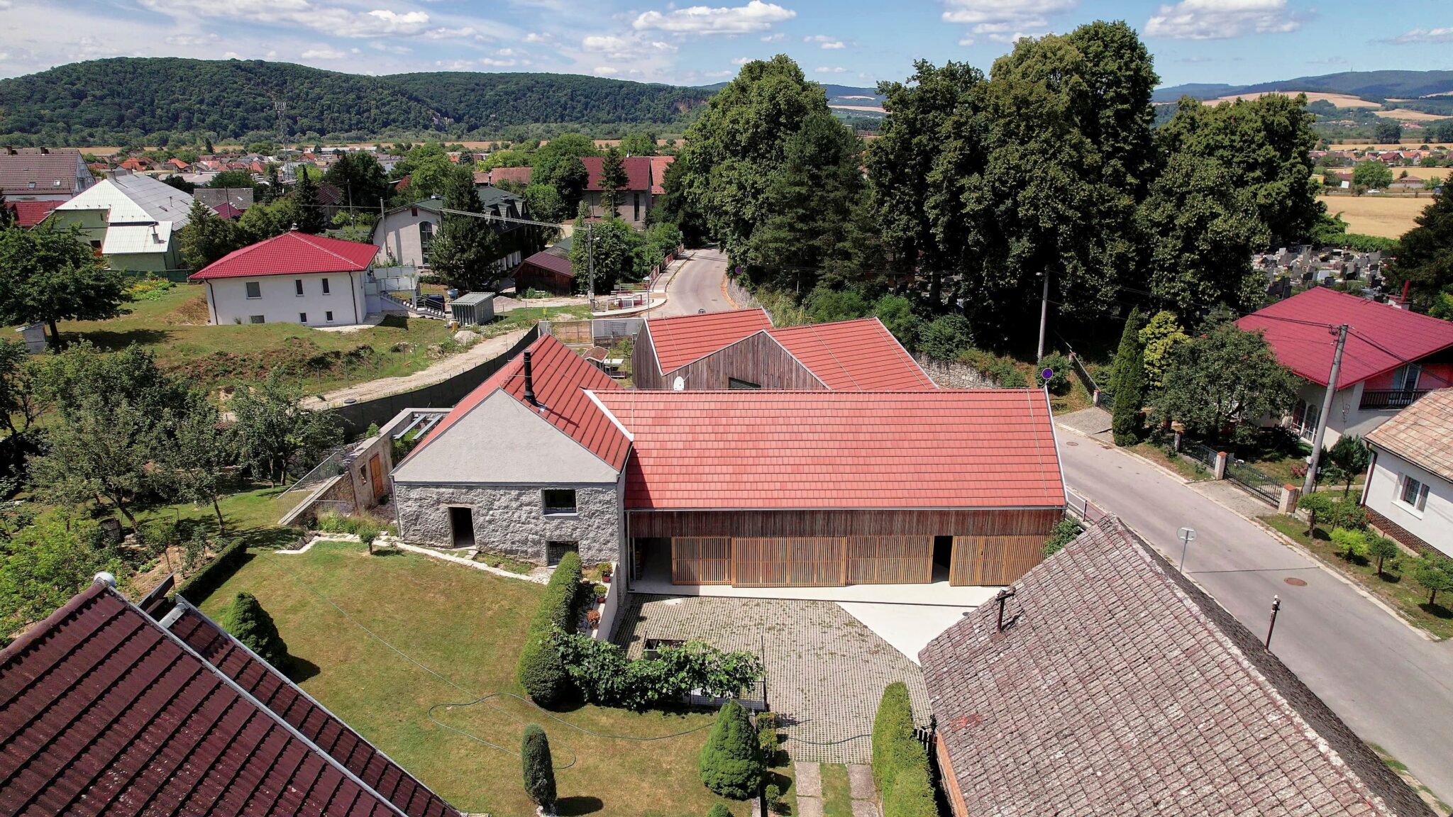 Opatová II, novostavba domu a rekonštrukcia mlyna