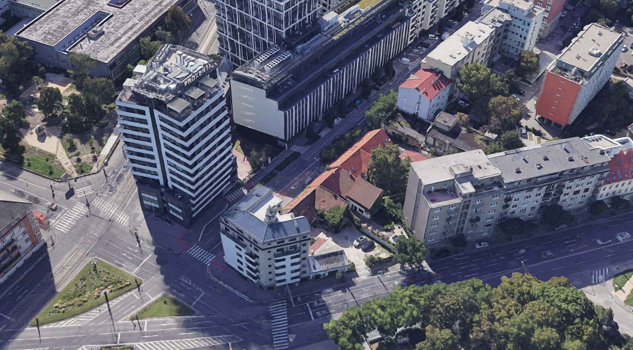 Projekt bytového domu je umiestnený pri Račianskom mýte. Obraciať sa bude do rušnej Šancovej (dole) či pokojnejšej Mýtnej ulice (v strede)