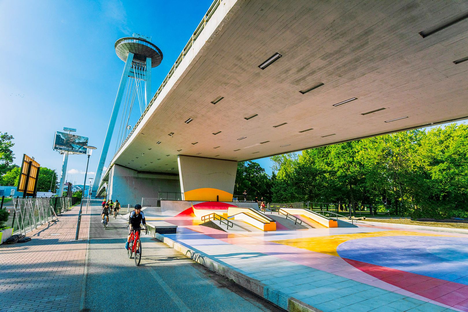 Skatepark Janka Kráľa pod mostom SNP