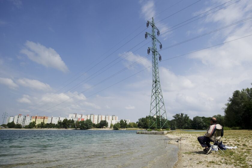 rabár elektrické vedenie