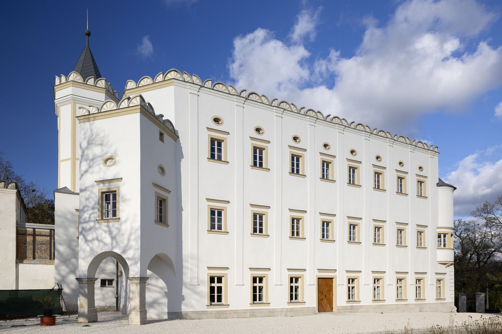 Rekonštrukcia kaštieľa Moravany nad Váhom