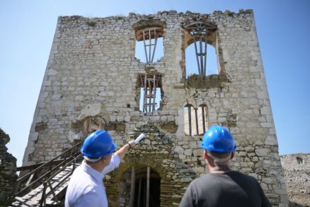 Záchrana Románskeho paláca