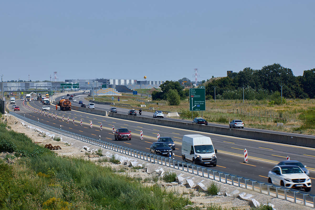 Na Slovensku realizuje Budimex významný projekt rozšírenia diaľnice D1 v úseku Bratislava – Triblavina vrátane výstavby kľúčovej križovatky D1/D4.