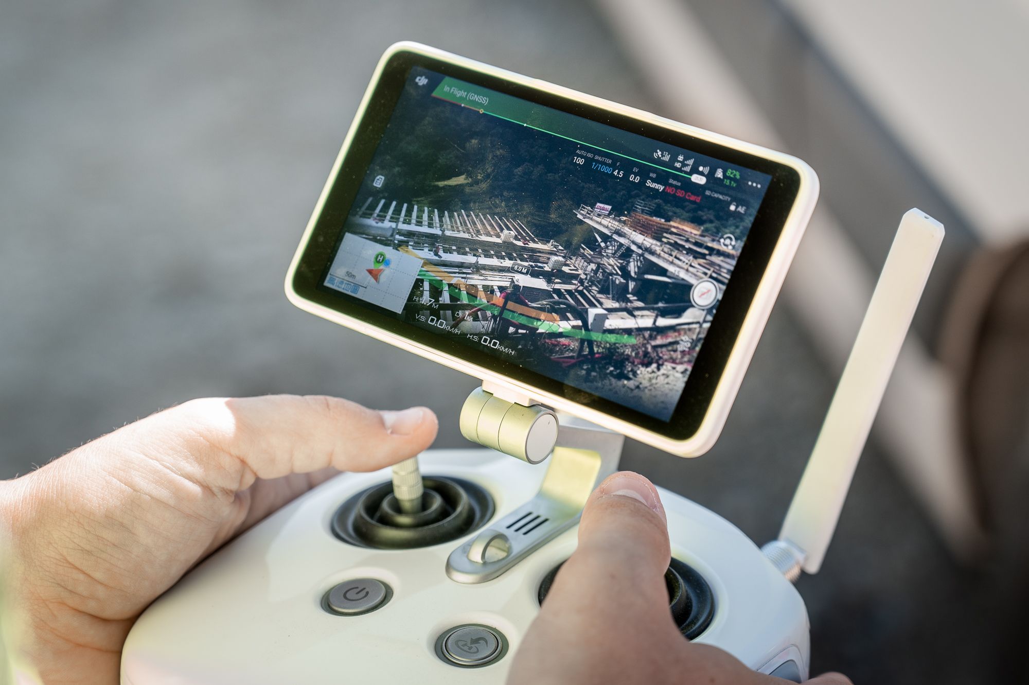 Stavebníctvo dnes už nie je len o betóne a tehlách, ale aj o inováciách, technológiách a ľuďoch, ktorí ich využívajú.  