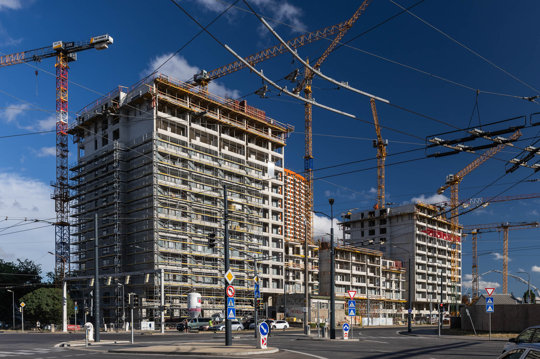 Aktuálny stav výstavby projektu Downtown Yards - pohľad z Košickej ulice