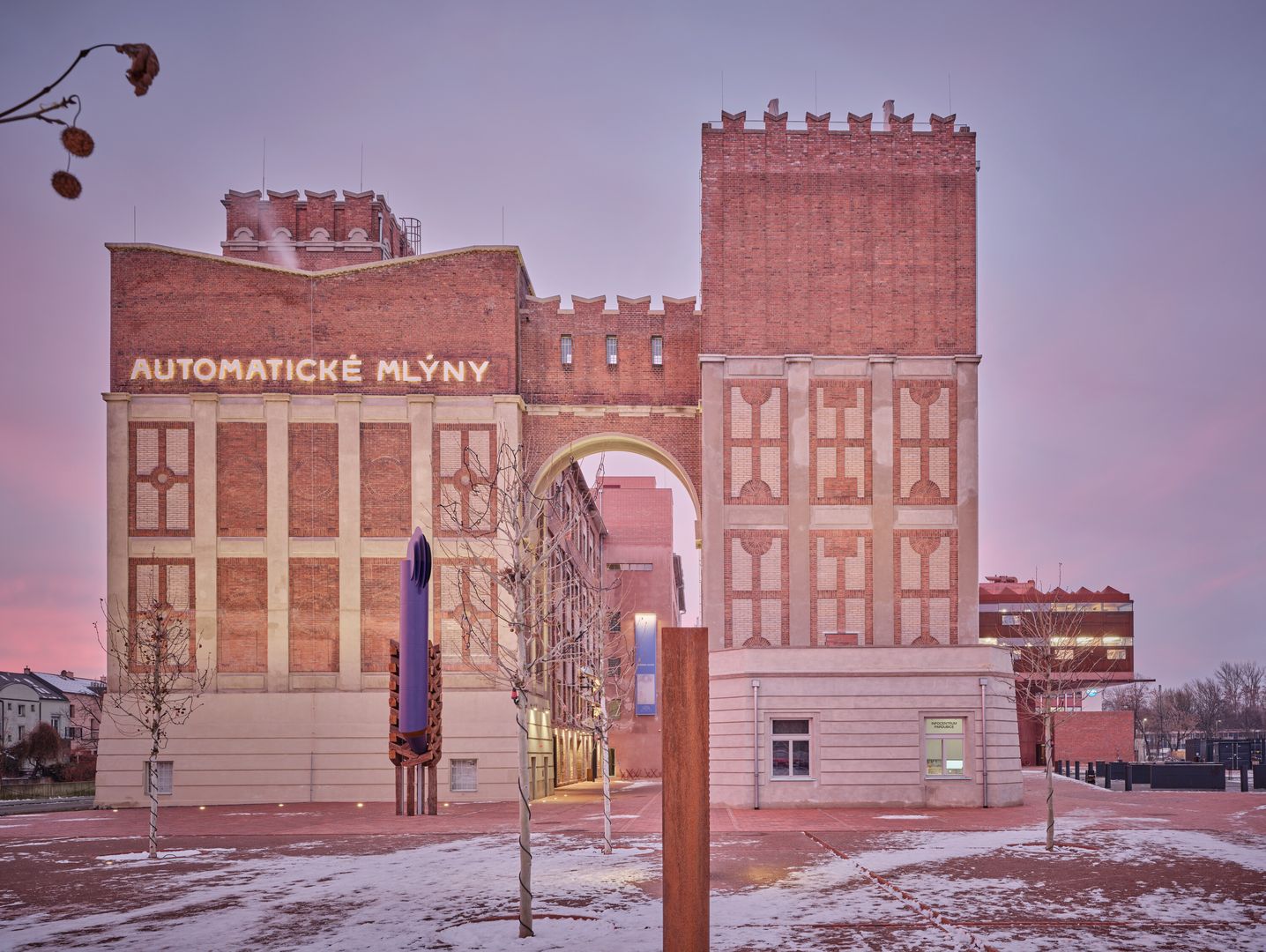 Gočárova galéria v Automatických mlynoch