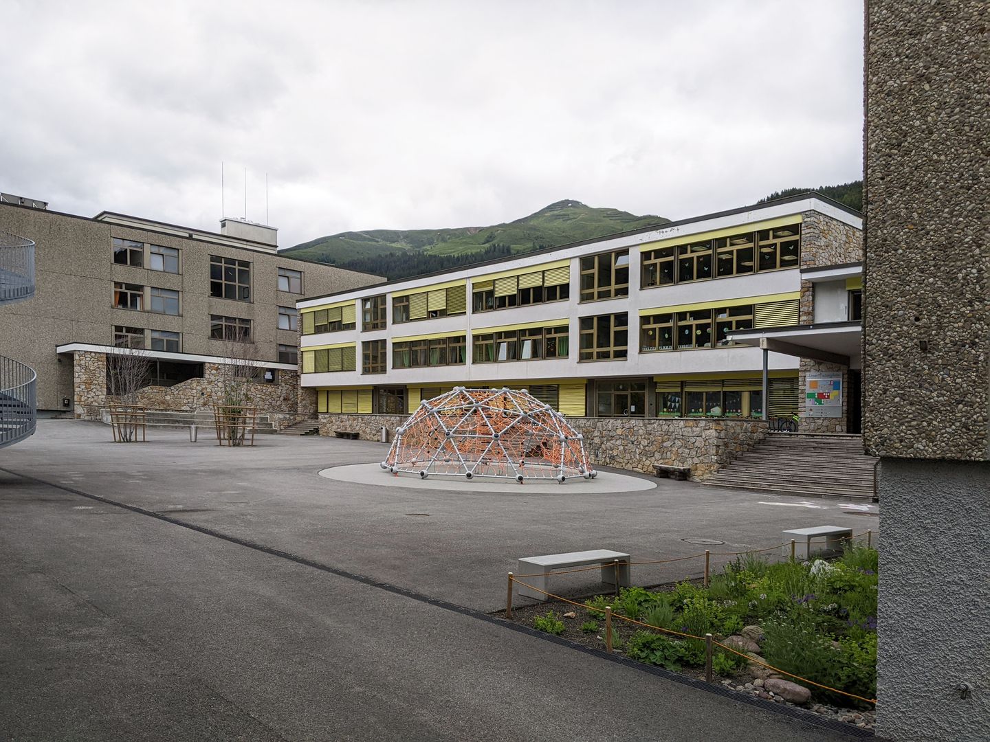 Školské centrum v meste Davos, pôvodný stav 