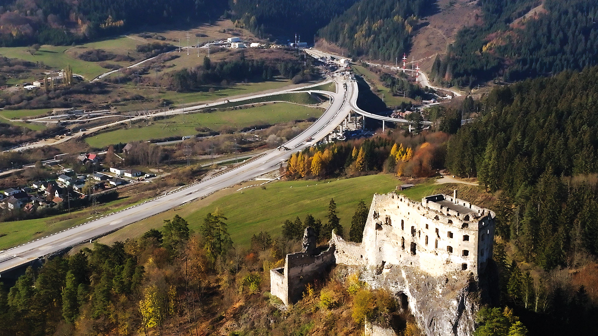 Nový stavebný zákon po 50 rokoch vstúpil do praxe Nový stavebný zákon po 50 rokoch vstúpil do praxe