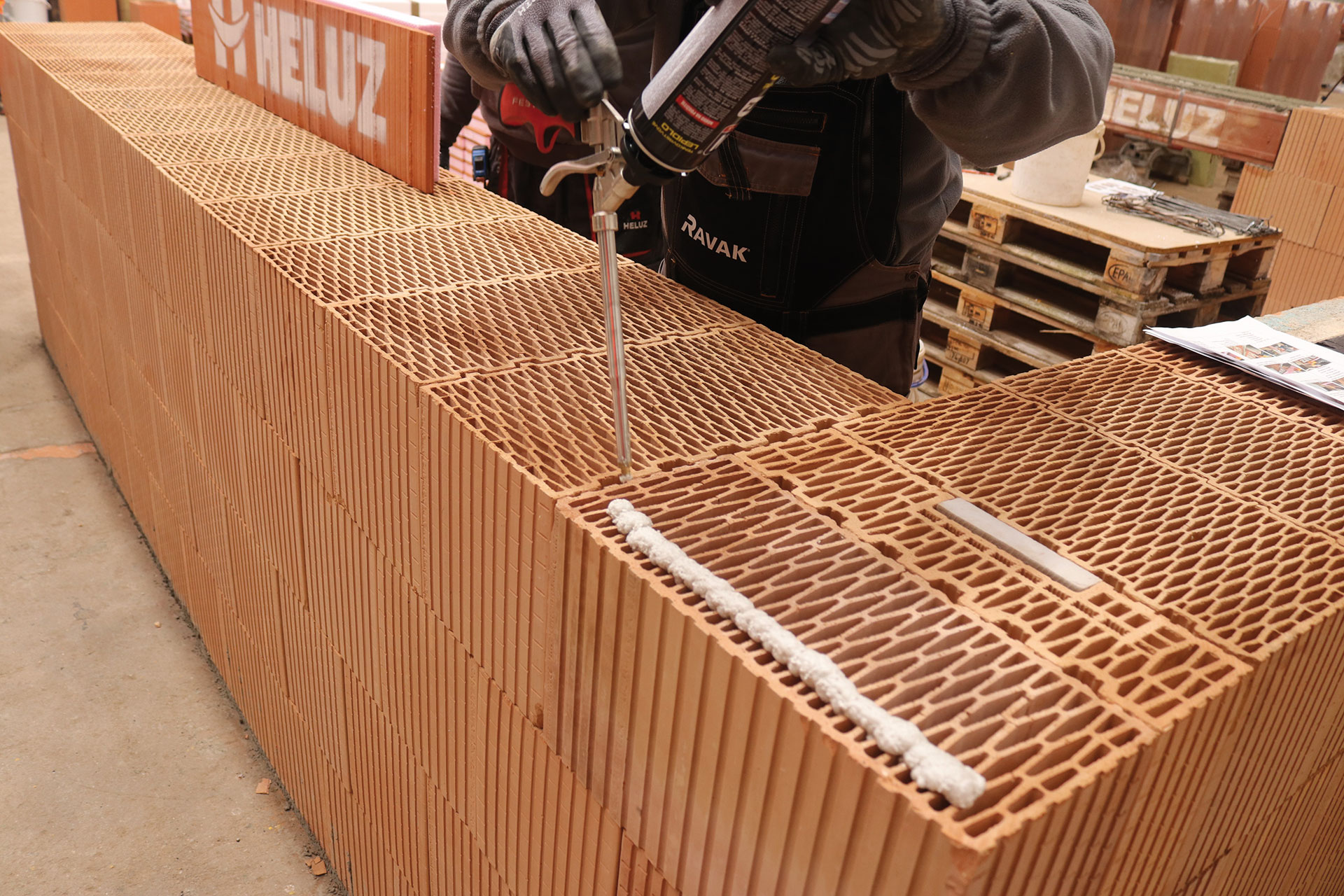 Montážny postup: Montáž debniacej vencovky Montážny postup: Montáž debniacej vencovky