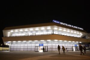 Železnice plánujú najväčší zásah do hlavnej stanice za posledné generácie. Hanba Bratislavy môže o pár rokov čiastočne pominúť