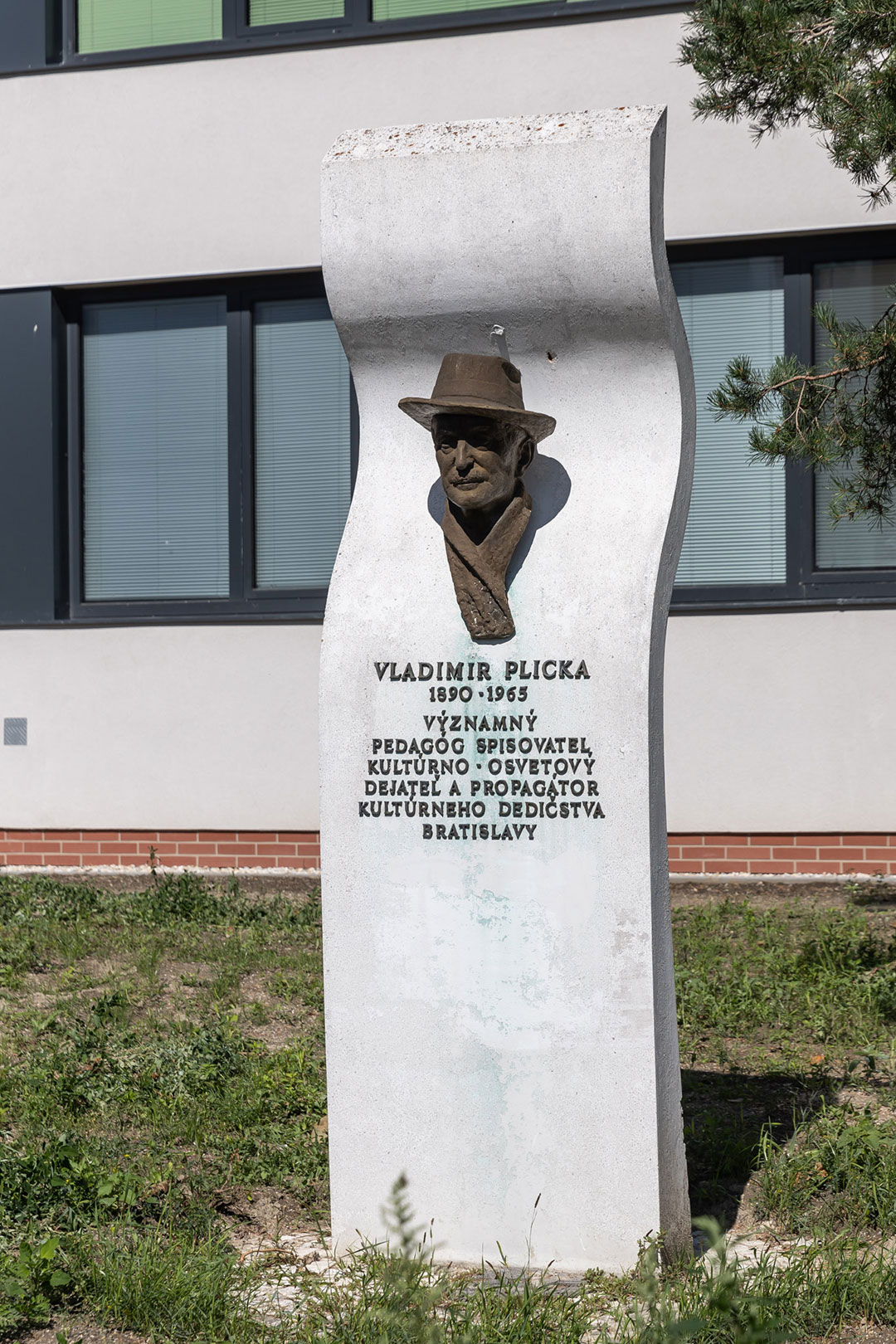 Základná škola Plickova, Bratislava – Rača