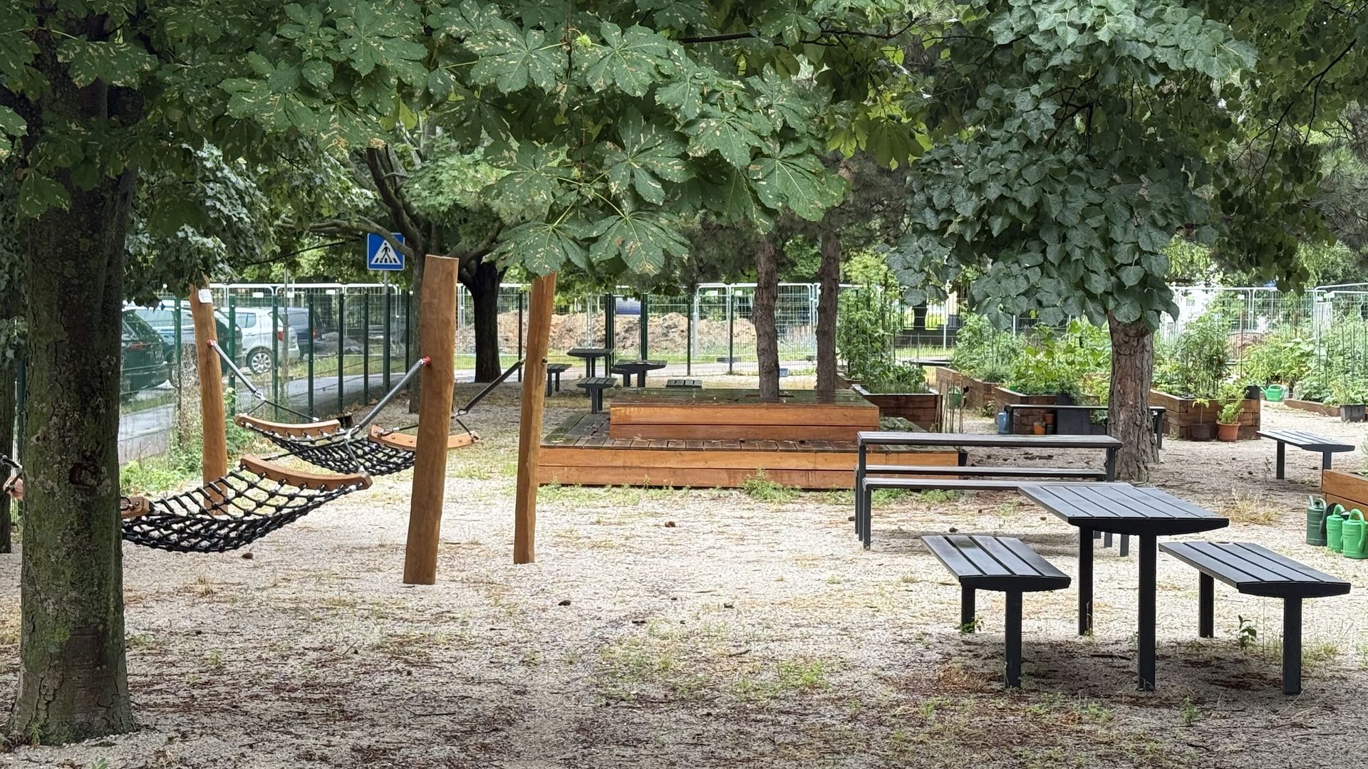 Obnova sídliskového a školského dvora Agátka, Trnava