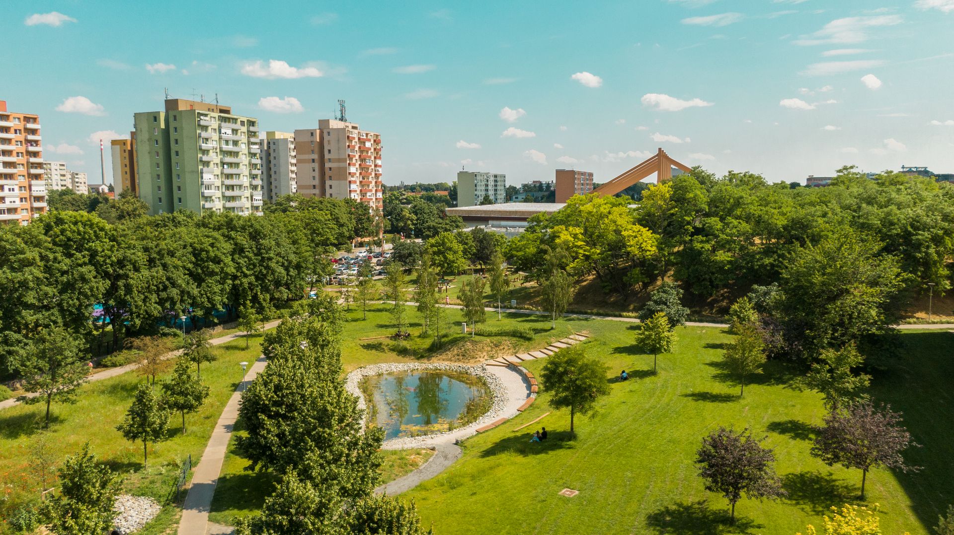 Obnova sídliskového a školského dvora Agátka, Trnava