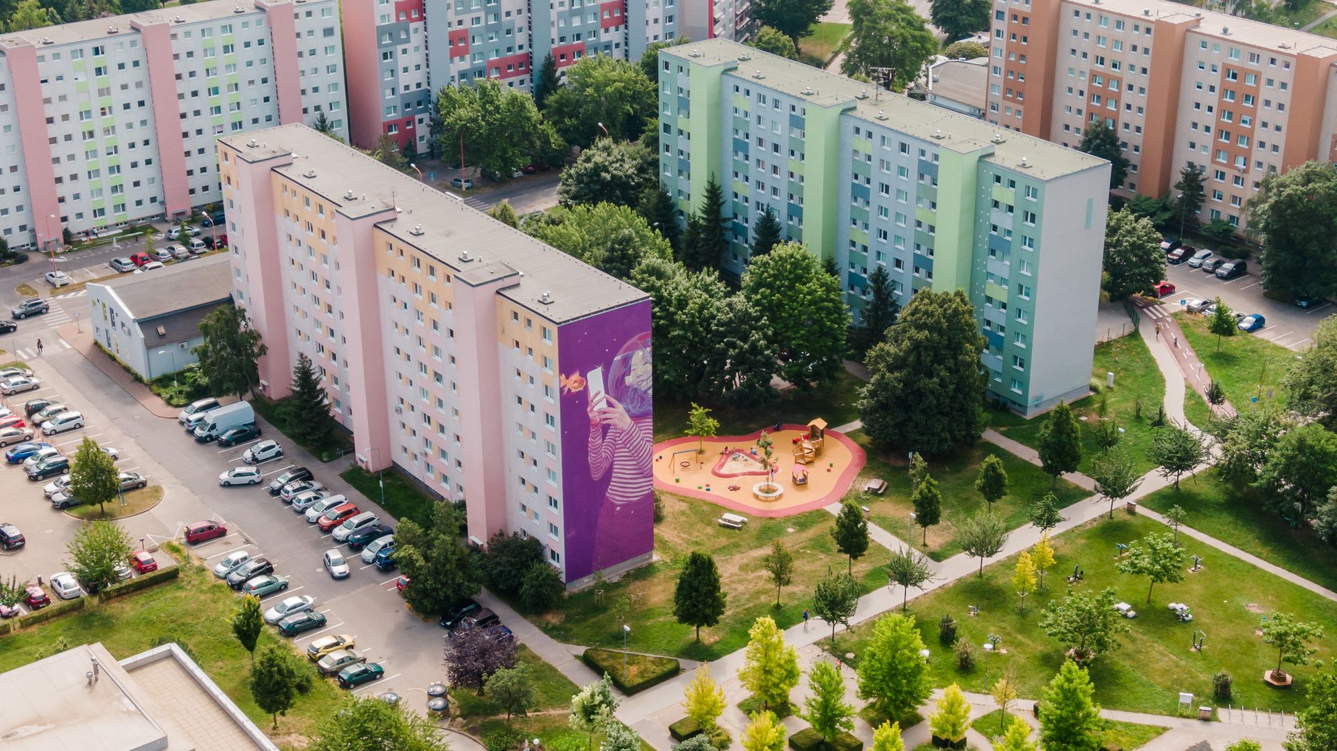 Obnova sídliskového a školského dvora Agátka, Trnava
