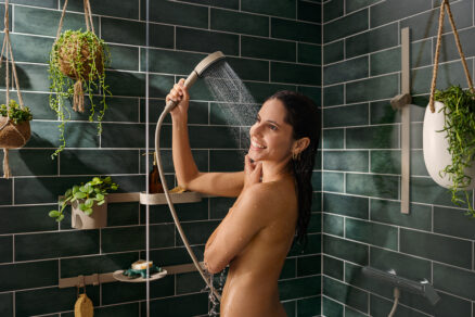 Ručná sprcha Hansgrohe s jemným prúdom vody a ekologickou technológiou