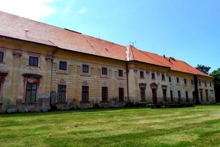 Kaštieľ Tomášikovo