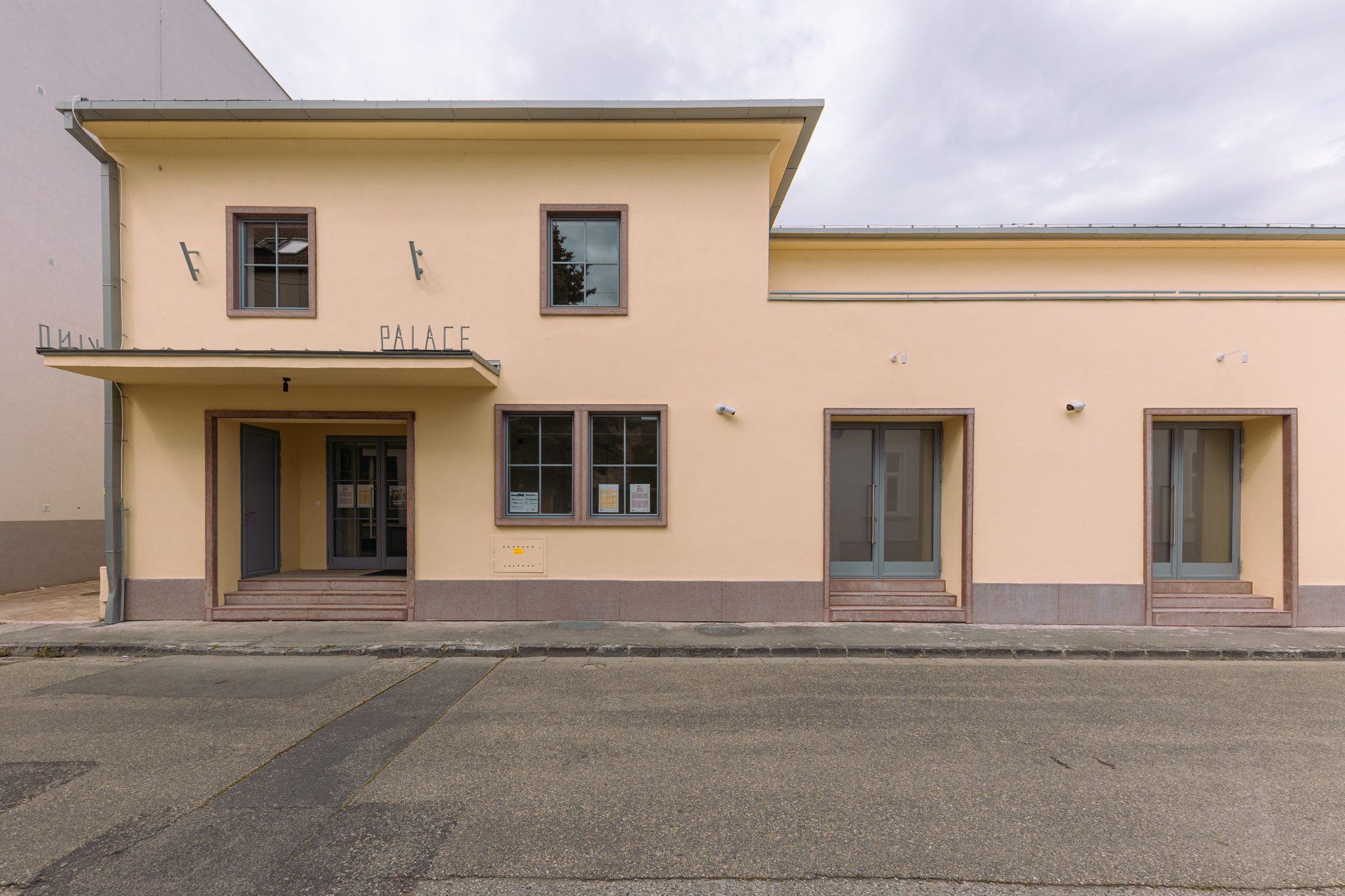 Kreatívne centrum Nitra – kino Palace