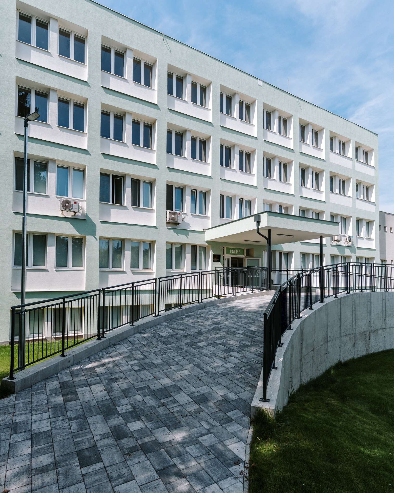 Poliklinka Šala po modernizácii