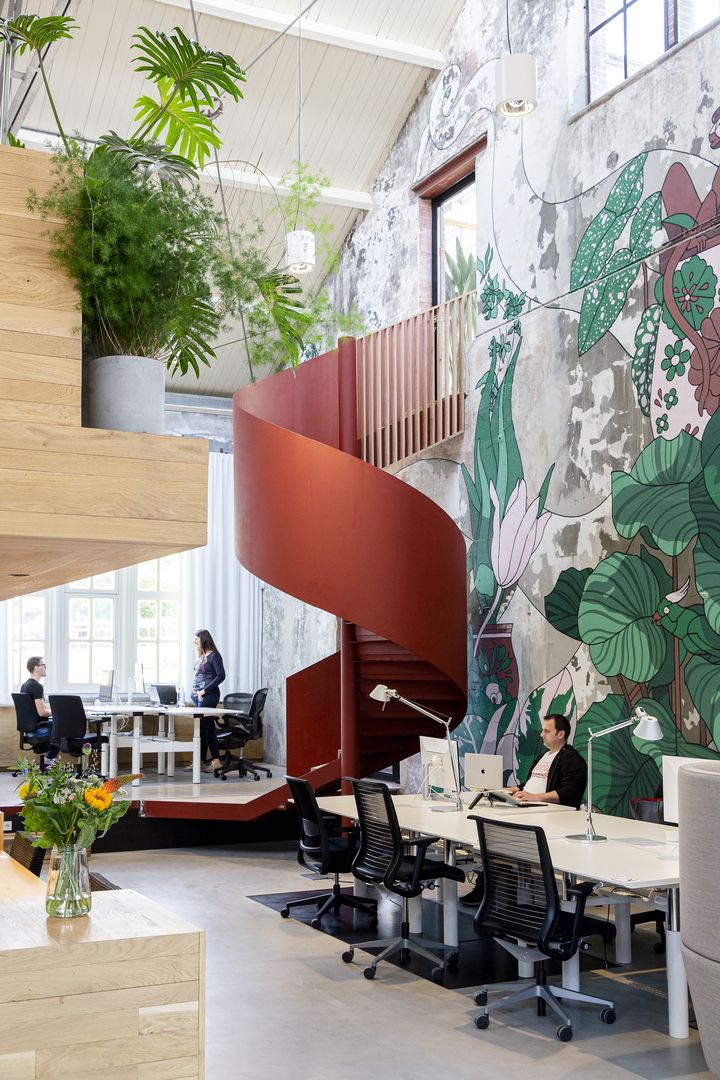 Coworking, sídlo architektonickej kancelárie a kaviareň Vakwerkuis