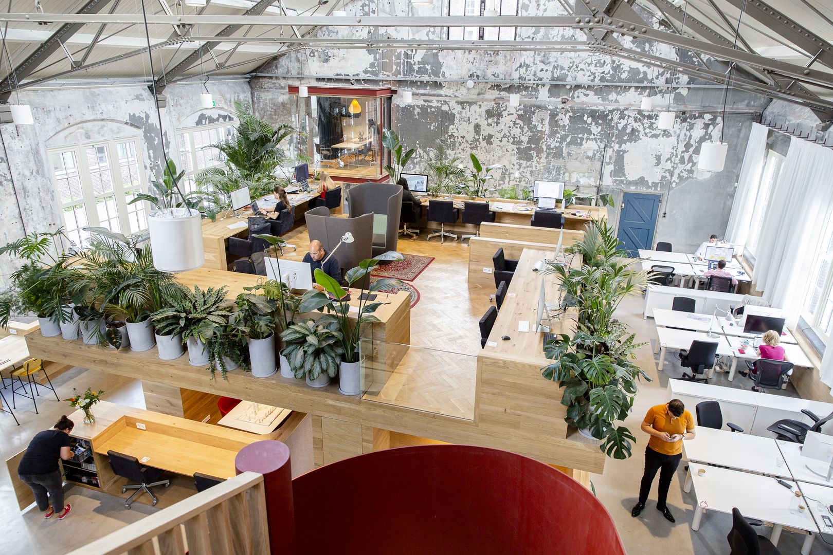 Coworking, sídlo architektonickej kancelárie a kaviareň Vakwerkuis