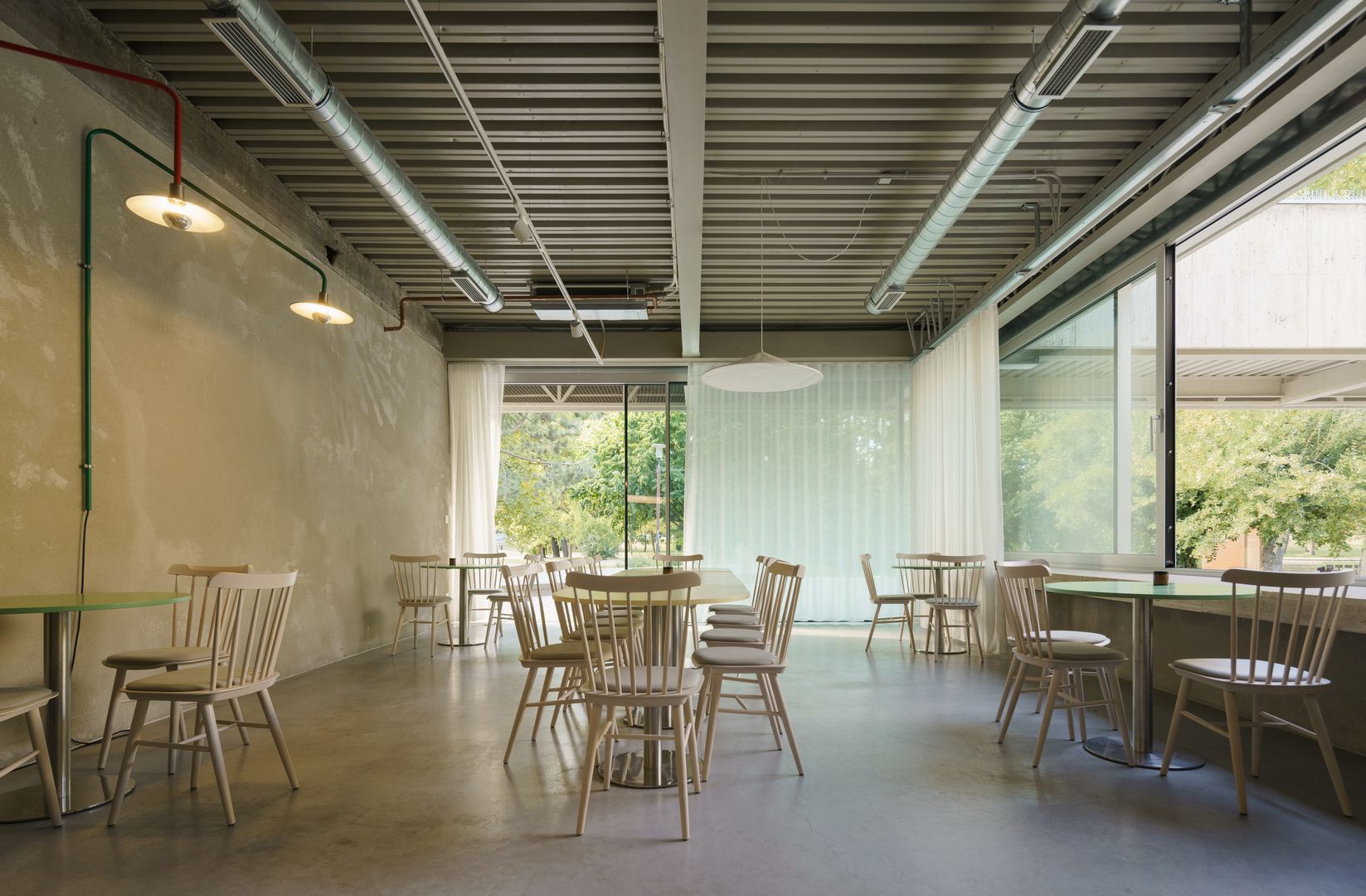 Bistro Ferdinand v petržalskom Sade Janka Kráľa 