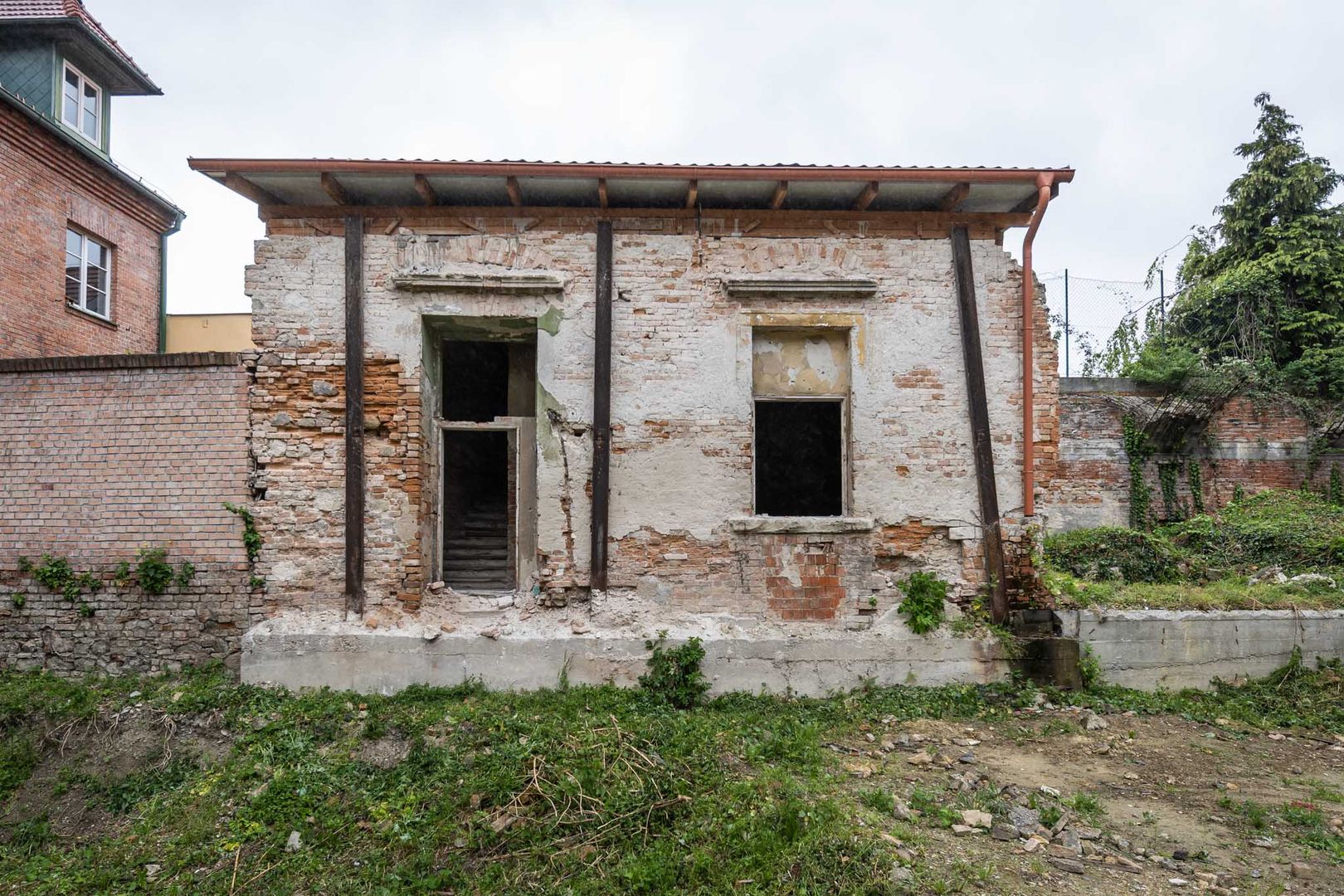 Esterházyho palác, Bratislava-Staré Mesto, pred rekonštrukciou