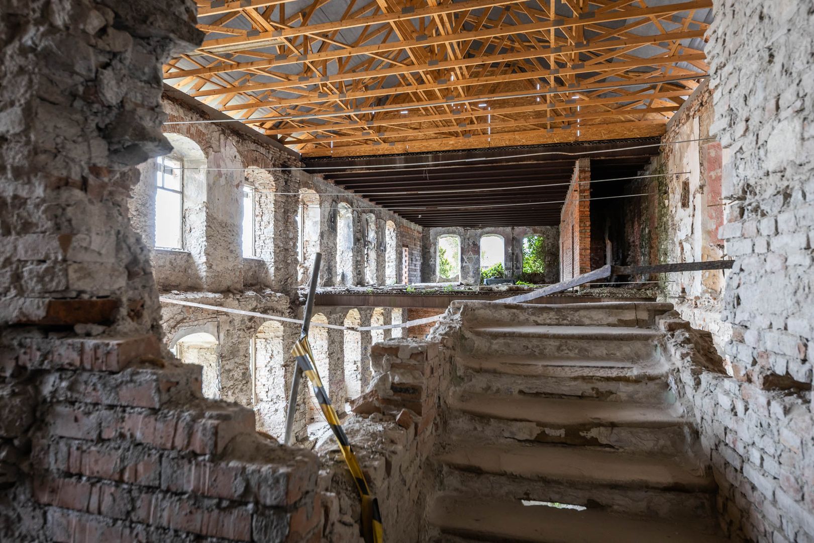 Esterházyho palác, Bratislava-Staré Mesto, pred rekonštrukciou