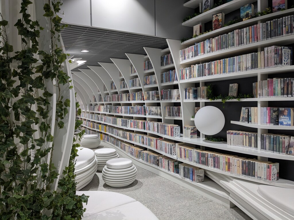 Vo Varšave otvorili Metrotéku, knižnicu v poľskom metre. 