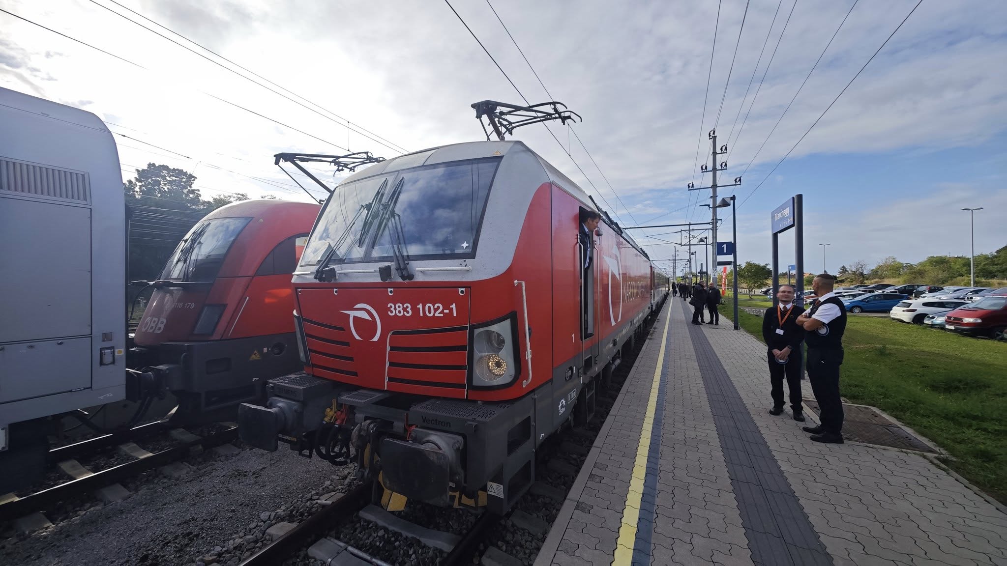 Skúšobná jazda na trati Devínska Nová Ves – Marchegg, po prvýkrát s elektrickým rušňom 