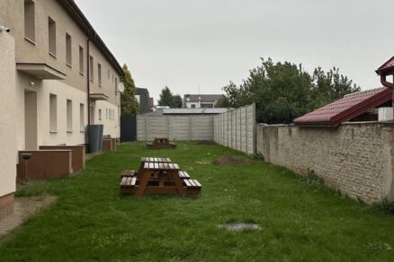 obecny-dvor-modranka