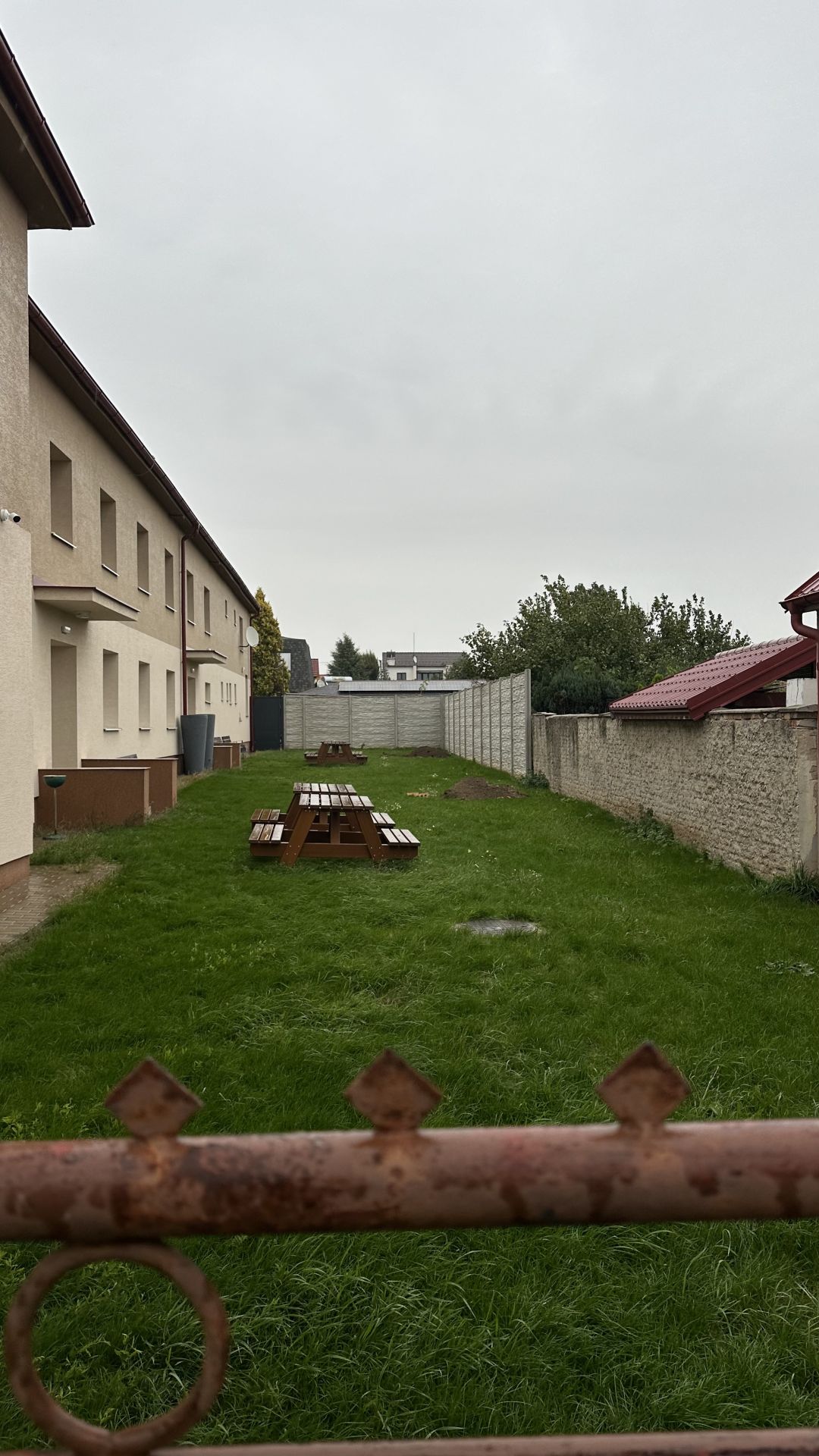 Obecný dvor Modranka, Trnava