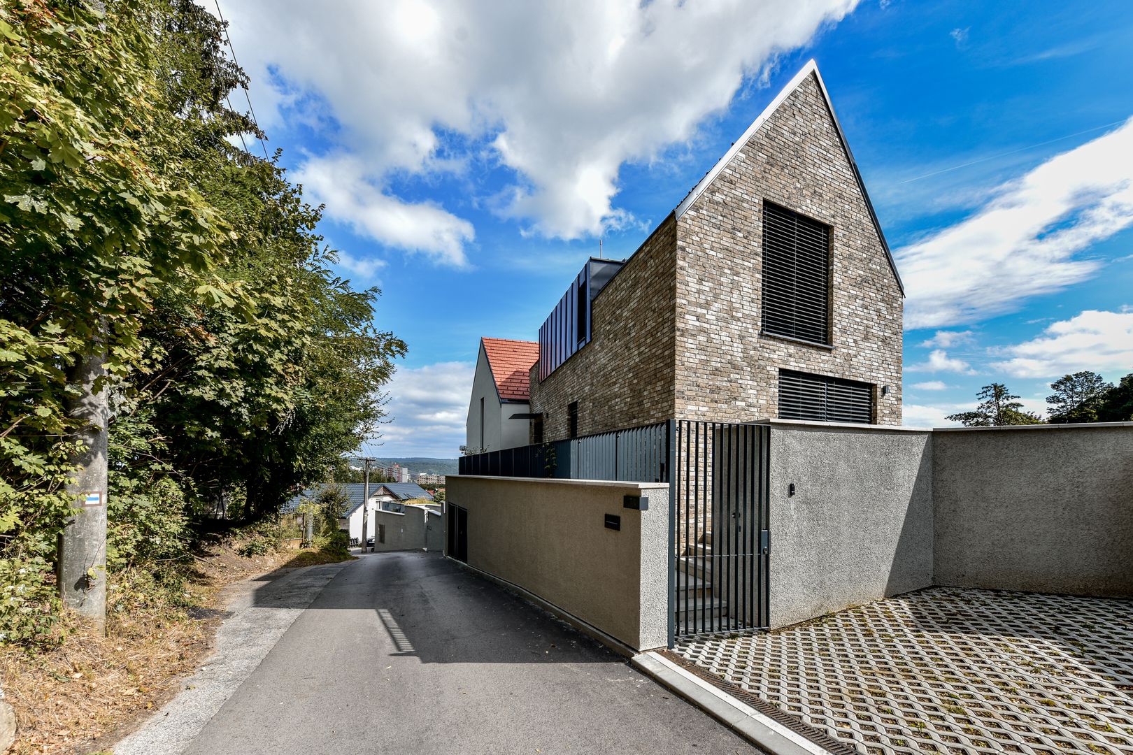 Strmé domky, Bratislava