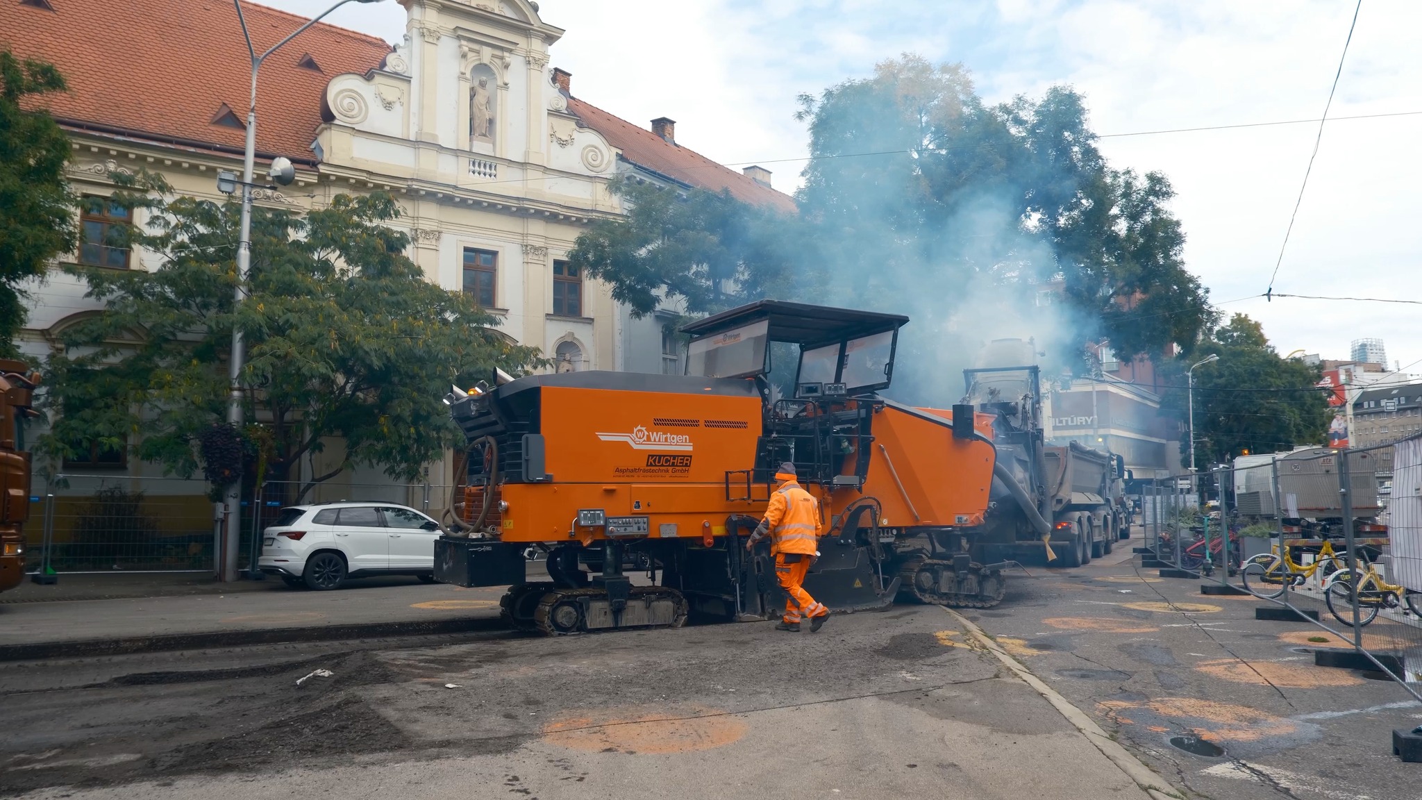 Rekonštrukcia Námestia SNP, začiatok prác