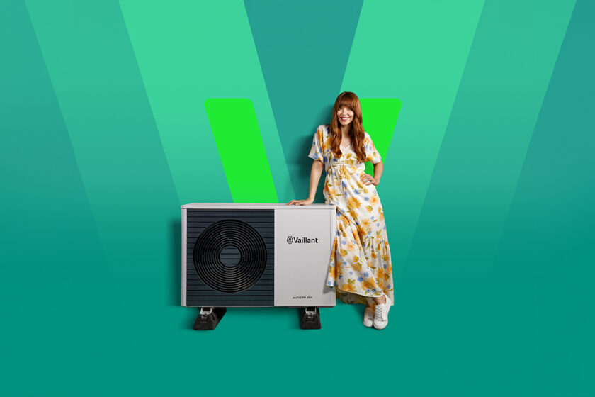 Tepelné čerpadlo Vaillant s elegantným dizajnom a ženským zákazníkom