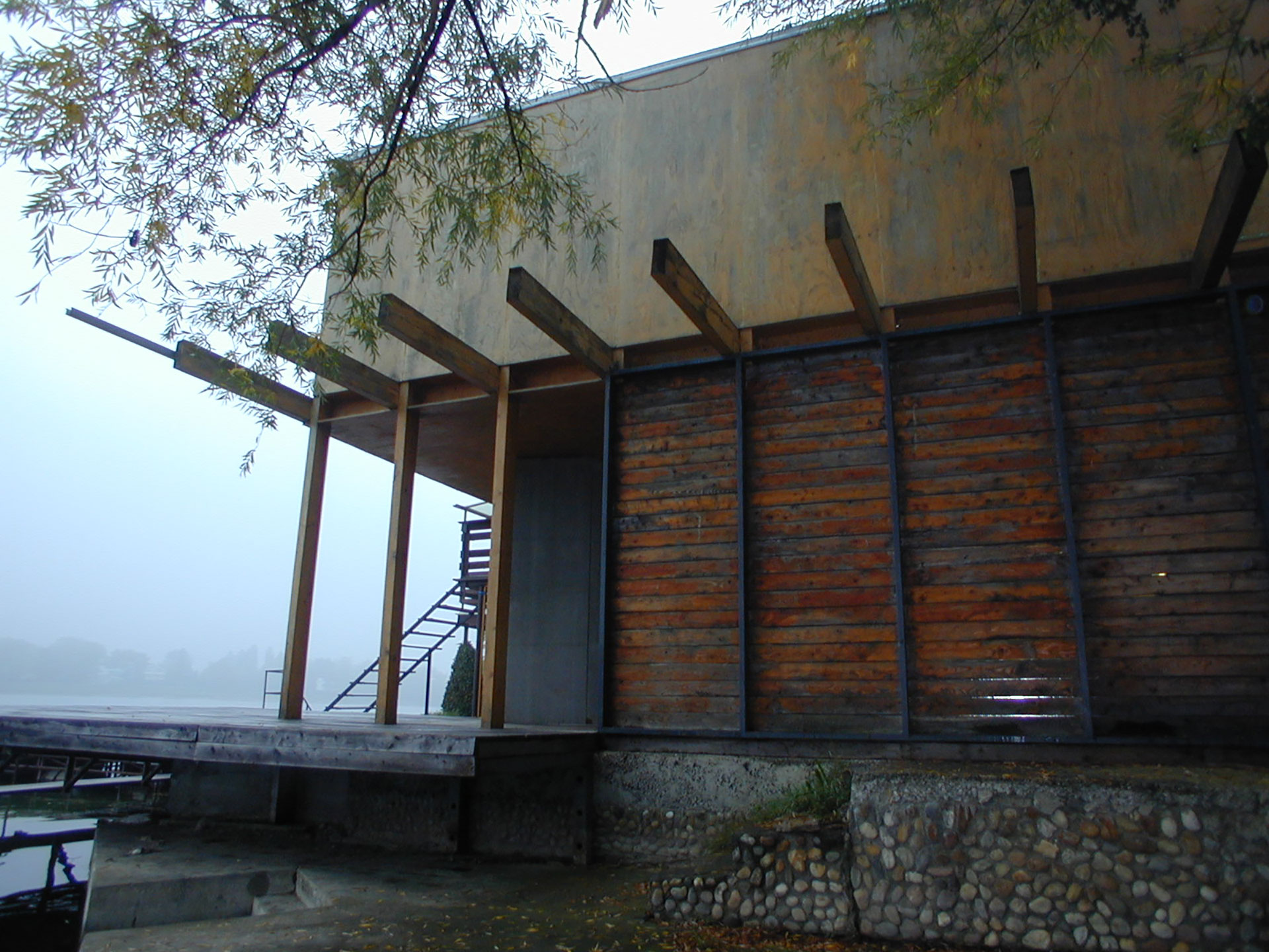 Chata, Senec, autori: Ján Studený, David Kopecký, spolupráca: Miro Kurčík